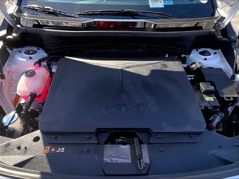 Used 2023 Kia Niro Wave w/ Wave Preserve Package image 29