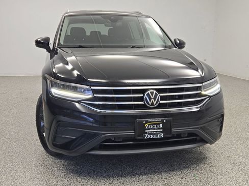 Used 2024 Volkswagen Tiguan SE image 5