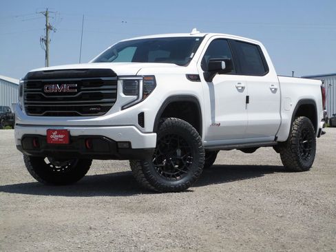 New 2026 GMC Sierra 1500 AT4 w/ AT4 Premium Package AWD/4WD image 10