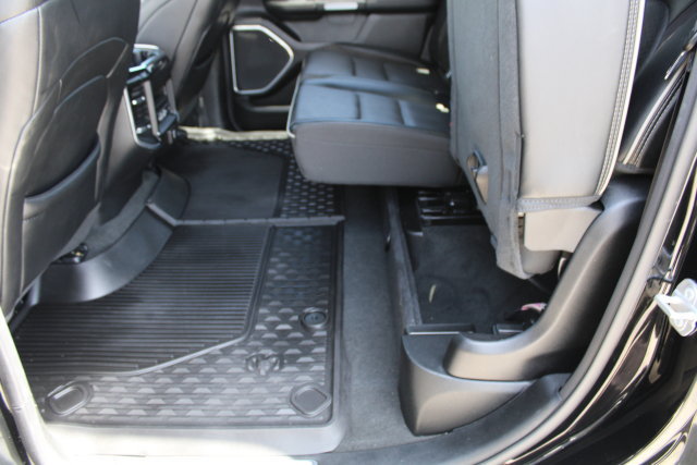 Used 2020 RAM 1500 Laramie AWD/4WD image 45