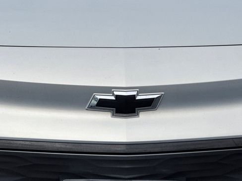 Used 2023 Chevrolet Bolt EUV LT w/ Comfort Package image 43