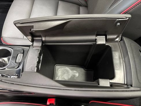 Used 2023 Buick Envision Essence w/ Sport Touring Package AWD/4WD image 29