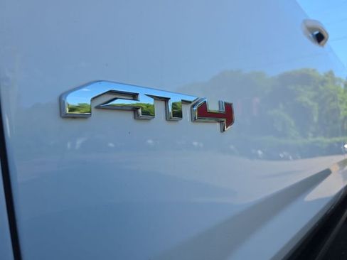 Used 2021 GMC Yukon XL AT4 w/ AT4 Premium Plus Package AWD/4WD image 28
