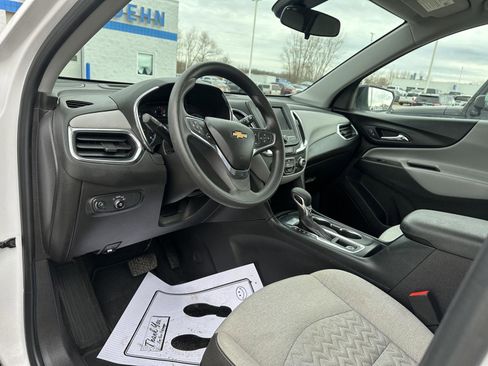 Used 2024 Chevrolet Equinox LS w/ Sport Edition image 19