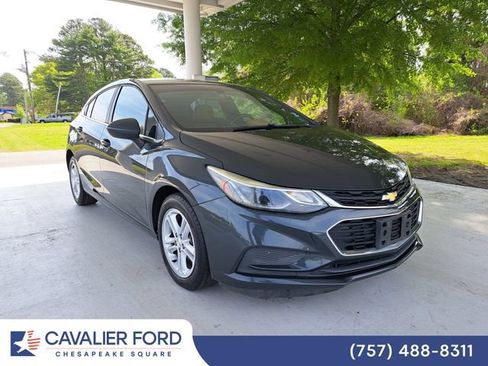 Used 2018 Chevrolet Cruze LT w/ Leather Package image 1
