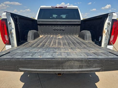 Used 2022 GMC Sierra 1500 AT4 AWD/4WD image 12