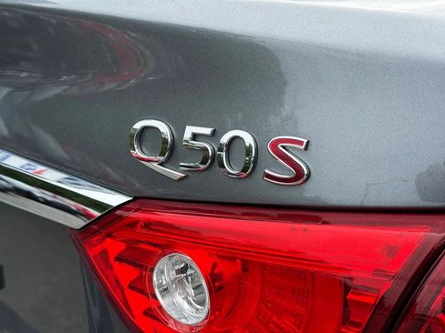 Used 2017 INFINITI Q50 Red Sport 400 image 5