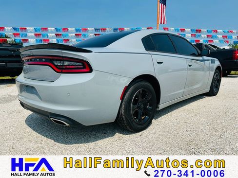 Used 2021 Dodge Charger SXT w/ Leather Interior Group RWD image 5