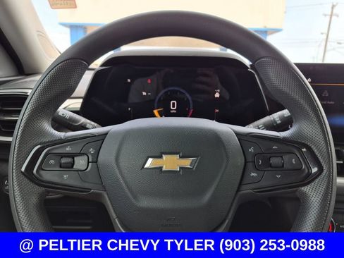 Used 2024 Chevrolet TrailBlazer LS w/ LS Convenience Package FWD image 17