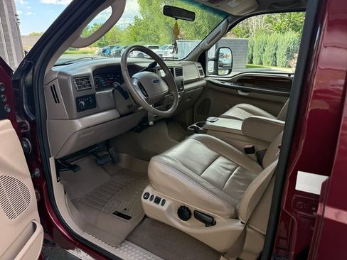 Used 2004 Ford F350 Lariat AWD/4WD image 21