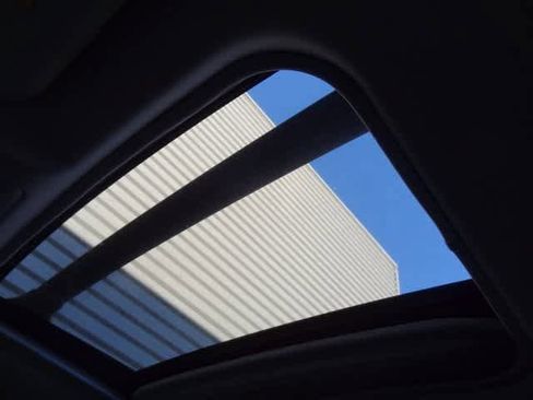 Used 2020 Toyota RAV4 Limited image 7