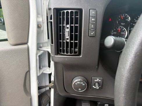 Used 2025 GMC Savana 2500 w/ Driver Convenience Package RWD image 29