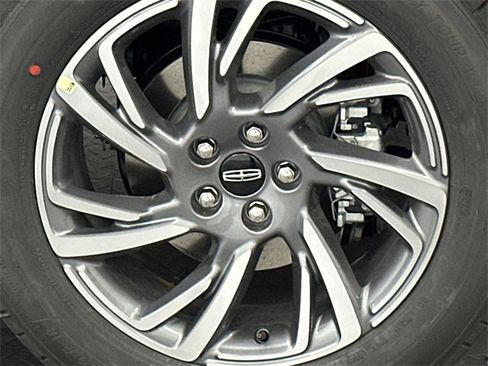 New 2026 Lincoln Corsair Premiere image 5