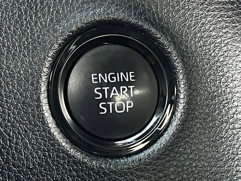 Used 2026 Toyota Tundra SR5 AWD/4WD image 19