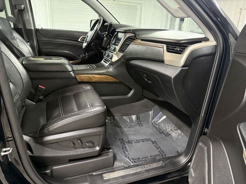 Used 2020 GMC Yukon XL Denali w/ Denali Ultimate Package AWD/4WD image 39