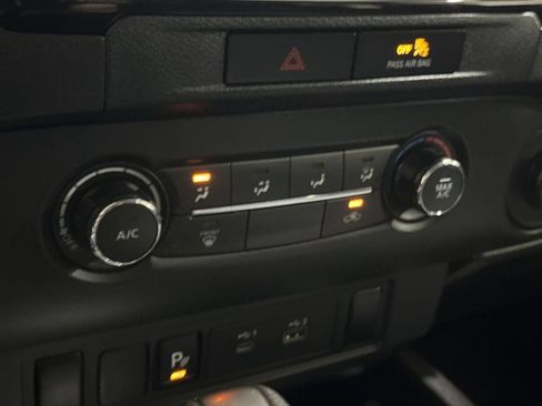 Used 2022 Nissan Frontier S w/ Technology Package AWD/4WD image 16