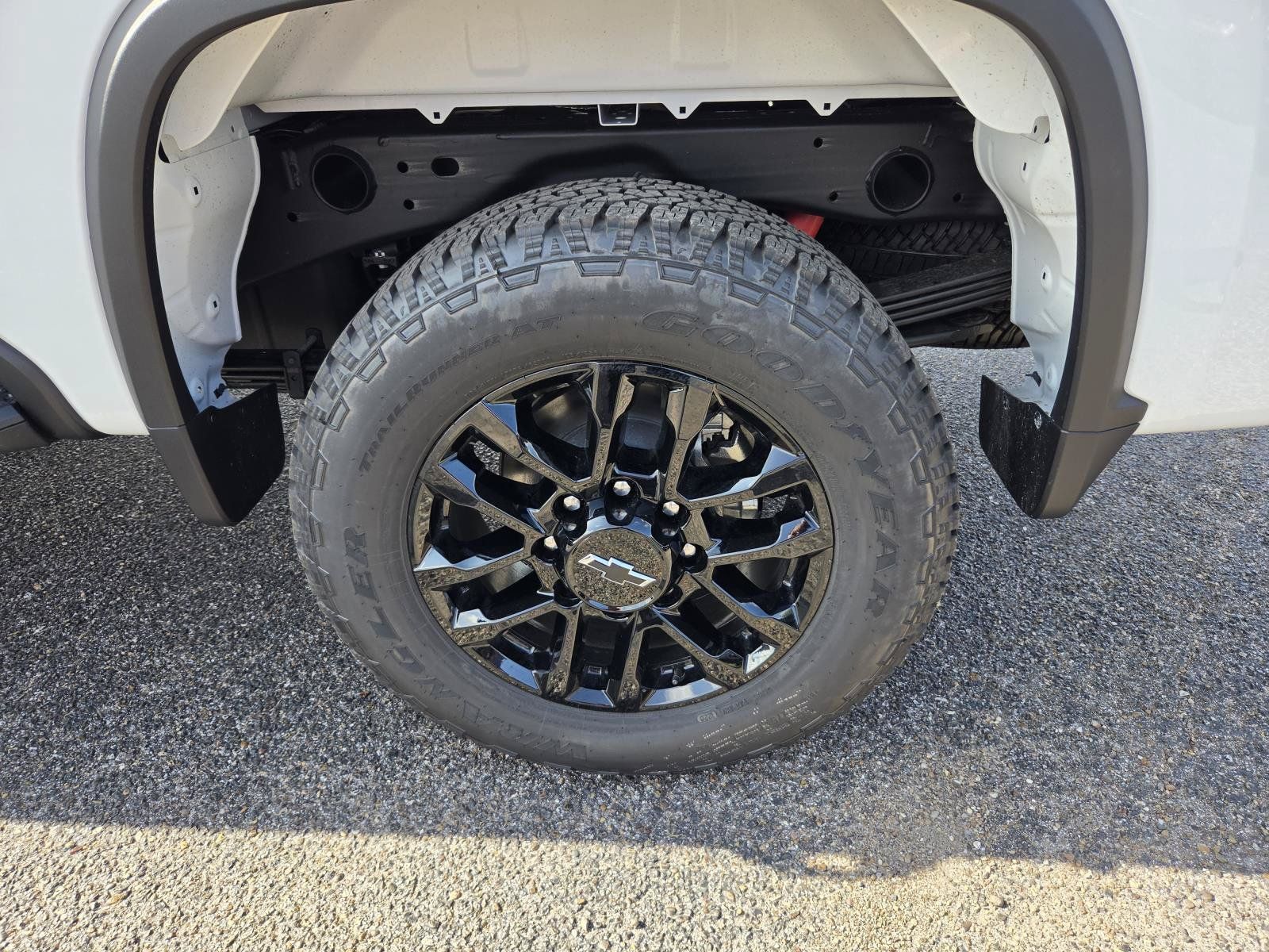 New 2026 Chevrolet Silverado 2500 Custom w/ Custom Value Package AWD/4WD image 20