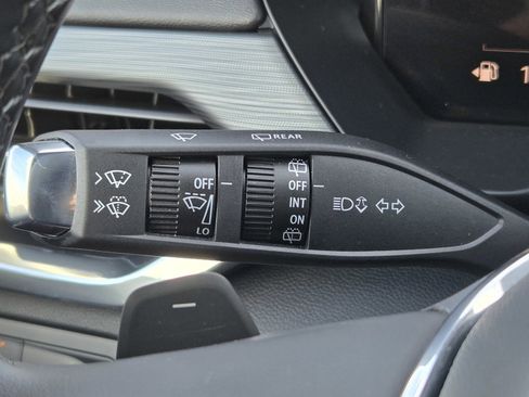 Certified 2025 GMC Acadia Elevation image 23