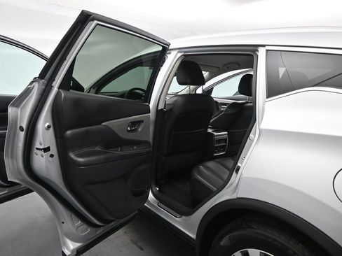 Used 2016 Nissan Murano SL FWD image 16