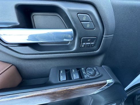 Certified 2021 Chevrolet Silverado 2500 High Country w/ Z71 Off-Road Package image 20