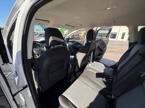 Used 2017 Ford Escape SE FWD image 13