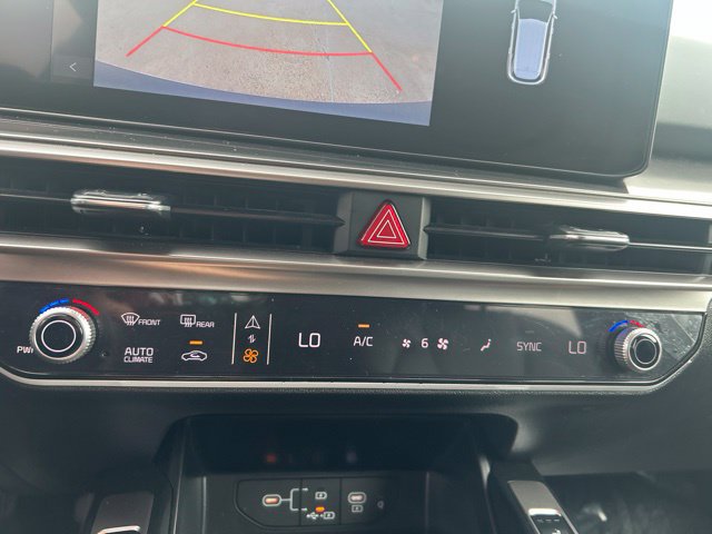 Used 2025 Kia Sorento S FWD image 26