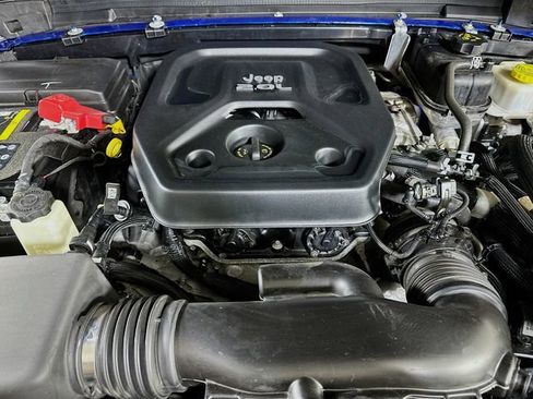 Used 2022 Jeep Wrangler Unlimited Rubicon 4xe w/ Steel Bumper Group image 30