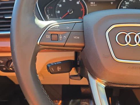Used 2022 Audi Q5 2.0T Premium w/ Convenience Package AWD/4WD image 25