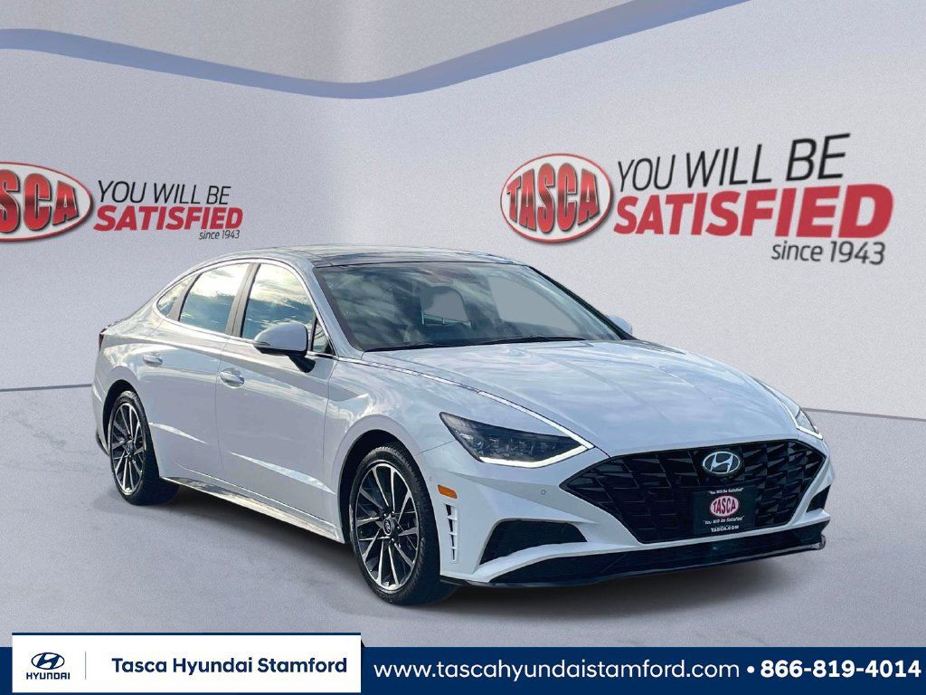 Used 2023 Hyundai Sonata Limited w/ Cargo Package FWD image 1