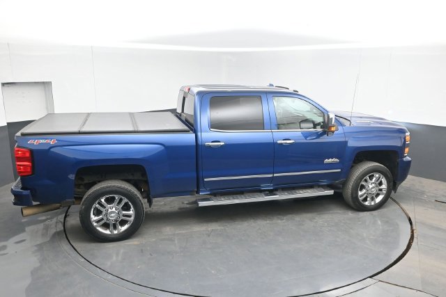 Used 2017 Chevrolet Silverado 2500 High Country w/ Duramax Plus Package AWD/4WD image 41