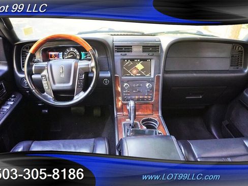 Used 2017 Lincoln Navigator Select AWD/4WD image 12