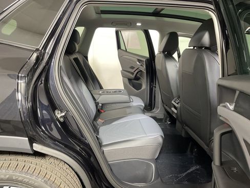 New 2026 Volkswagen Tiguan SE image 23