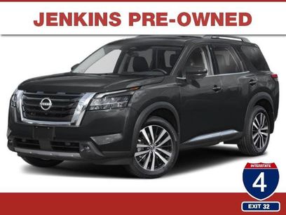 Used 2025 Nissan Pathfinder Platinum w/ Cargo Package
