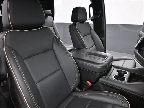 Used 2024 Chevrolet Tahoe Premier image 31