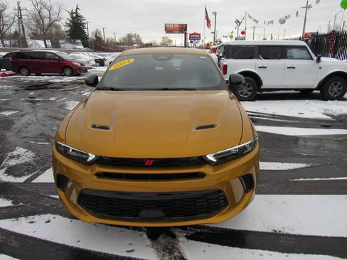 Used 2024 Dodge Hornet R/T w/ R/T Blacktop Package image 2