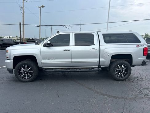 Used 2018 Chevrolet Silverado 1500 LT w/ All Star Edition AWD/4WD image 8