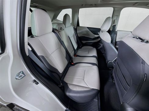 Used 2024 Subaru Forester Limited image 27