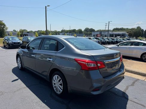 Used 2017 Nissan Sentra SV FWD image 5