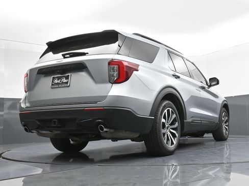 Used 2023 Ford Explorer ST-Line w/ Class IV Trailer Tow Package image 29