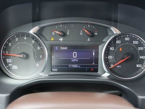 Used 2023 GMC Acadia SLE w/ Driver Convenience Package image 31