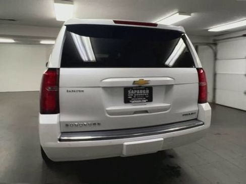 Used 2019 Chevrolet Suburban Premier w/ Premier Plus Edition AWD/4WD image 7