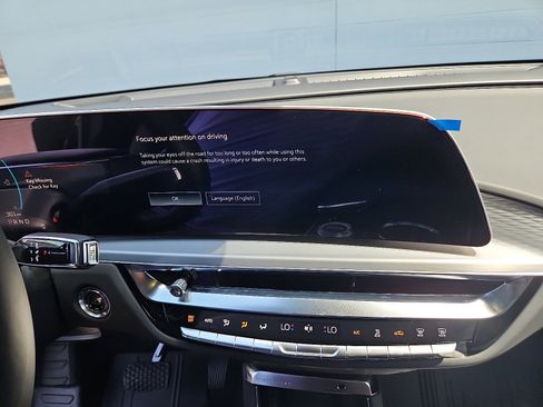 New 2025 Cadillac Lyriq Sport w/ LPO, Floor Liner Package image 17