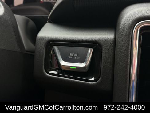 New 2026 GMC Yukon Elevation w/ Elevation Premium Package AWD/4WD image 19