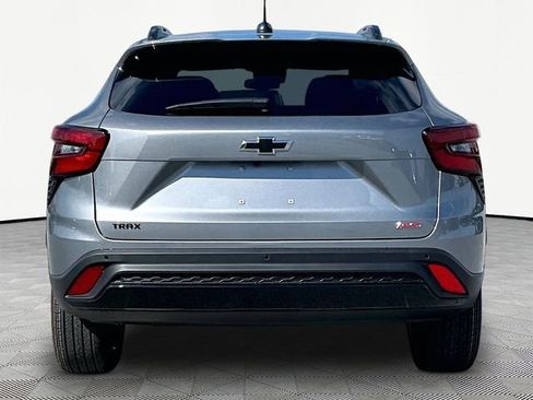 New 2026 Chevrolet Trax RS w/ Driver Confidence Package FWD image 5