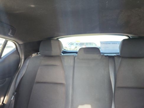 Used 2021 MAZDA MAZDA3 s image 28