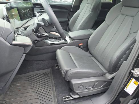 Certified 2025 Audi Q5 Premium w/ Premium Plus AWD/4WD image 26