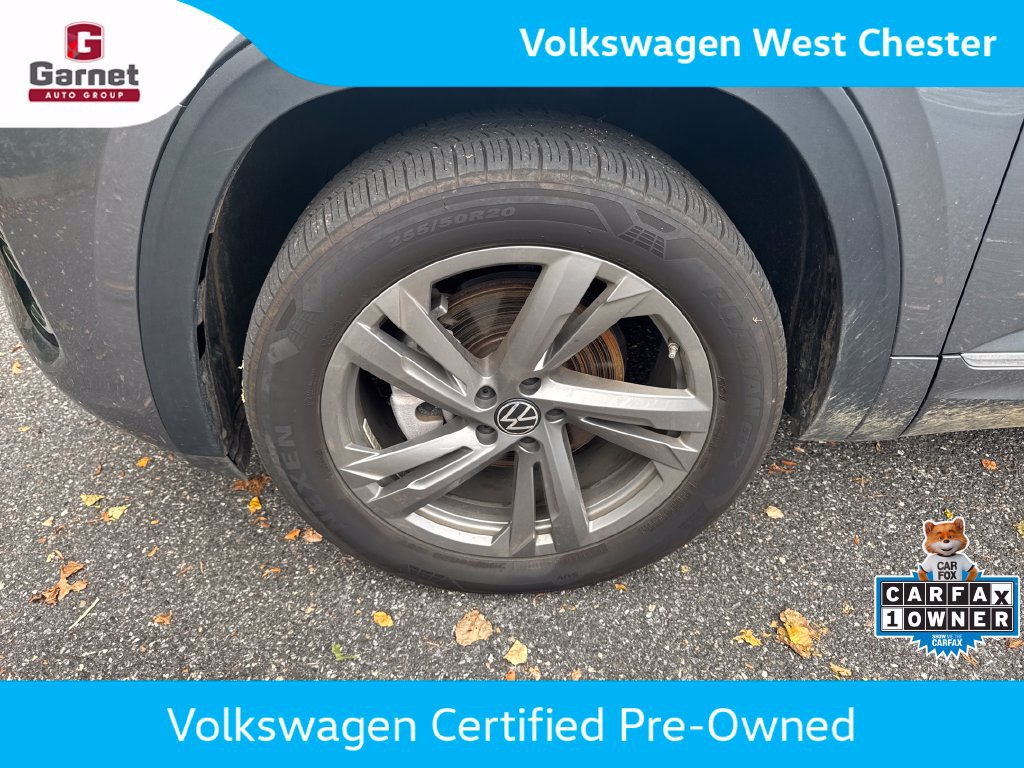 Certified 2024 Volkswagen Atlas Cross Sport SEL R-Line AWD/4WD image 16