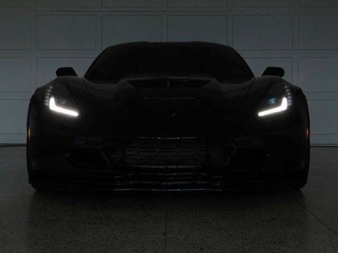 Used 2018 Chevrolet Corvette Z06 image 25