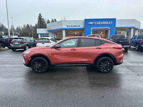 Certified 2024 Buick Envista Sport Touring w/ Experience Buick Package image 2