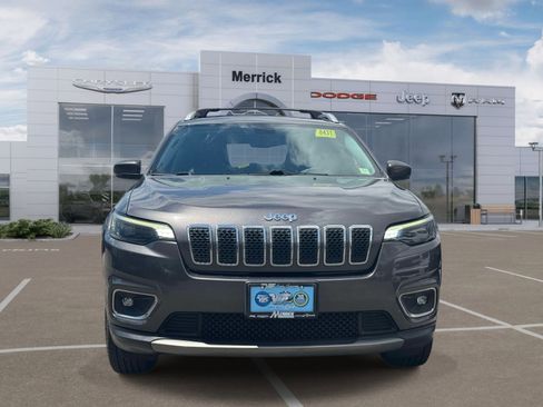 Used 2019 Jeep Cherokee Limited AWD/4WD image 3
